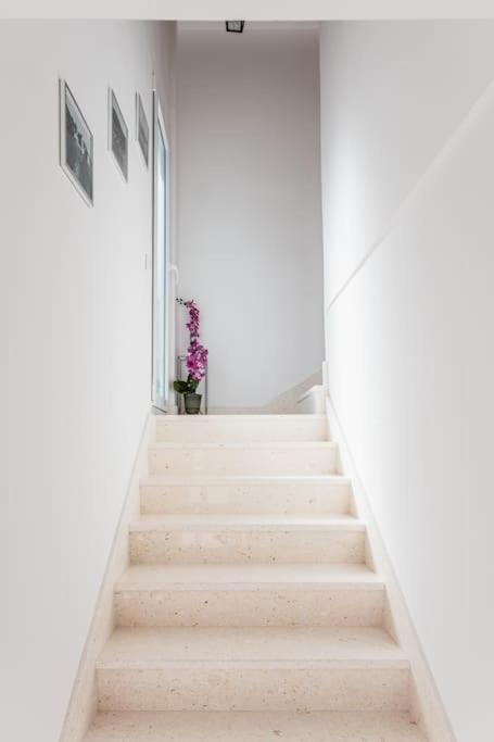 Holiday Home Marina-Renovated House In City Center Rogoznica  Exterior photo